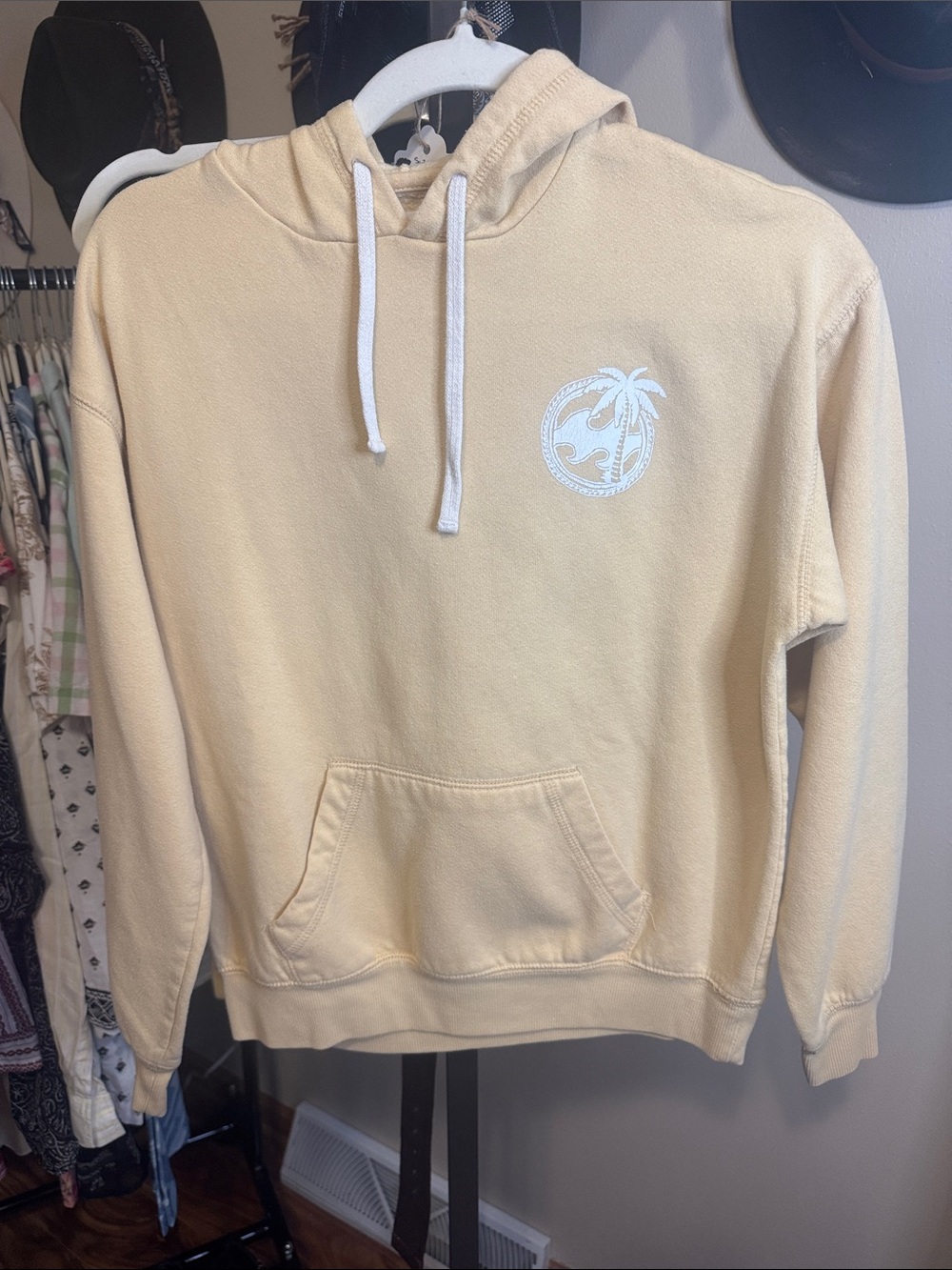 Billabong Cream Pullover Hoodie with White Drawstrings
